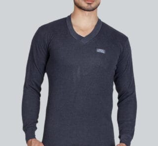 cottswool V neck black 1