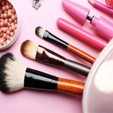 أدوات تجميل