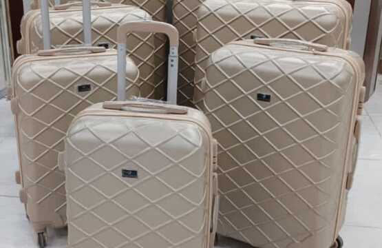 طقم حقائب سفر