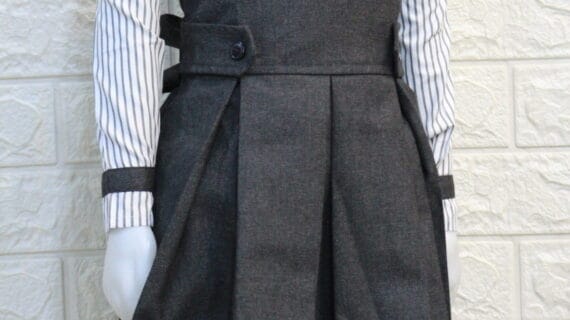 زي مدرسي أهلي بناتي 3 قطع (مريول - بنطلون - شميز كم مقلم) قماش هندي & مقاسات 24-26-28 السعر 8500 - 30-32-34 السعر 9000. - 36-38 السعر 9500